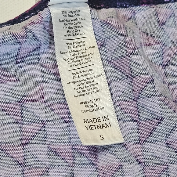 Lularoe Tunis Top Womens Size Small Purple Geometric Casual‎ Activewear Yoga Top - Picture 5 of 6